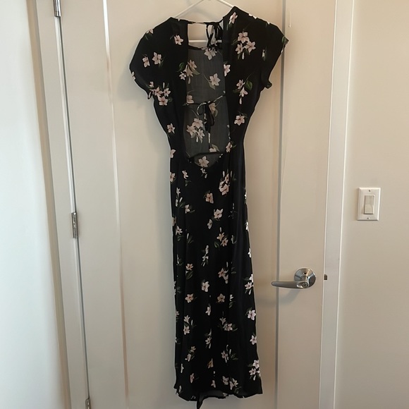 Urban Outfitters Backless Floral Dress - Picture 5 of 7